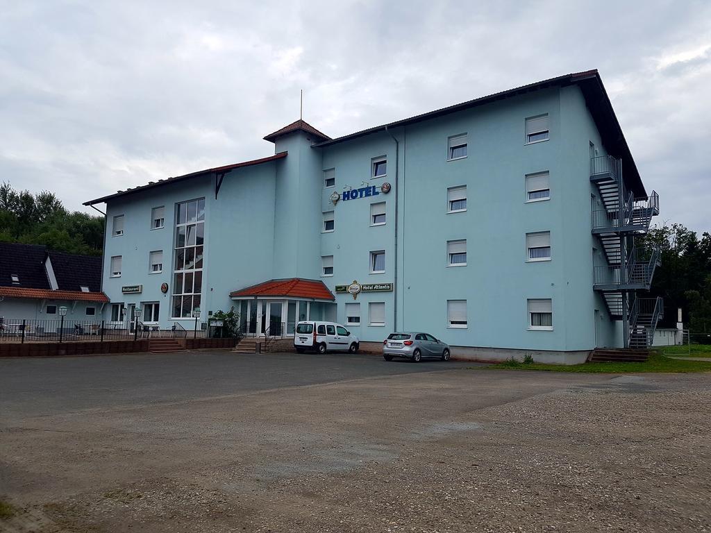 Hotel Atlantis Ramstein-Miesenbach Kültér fotó