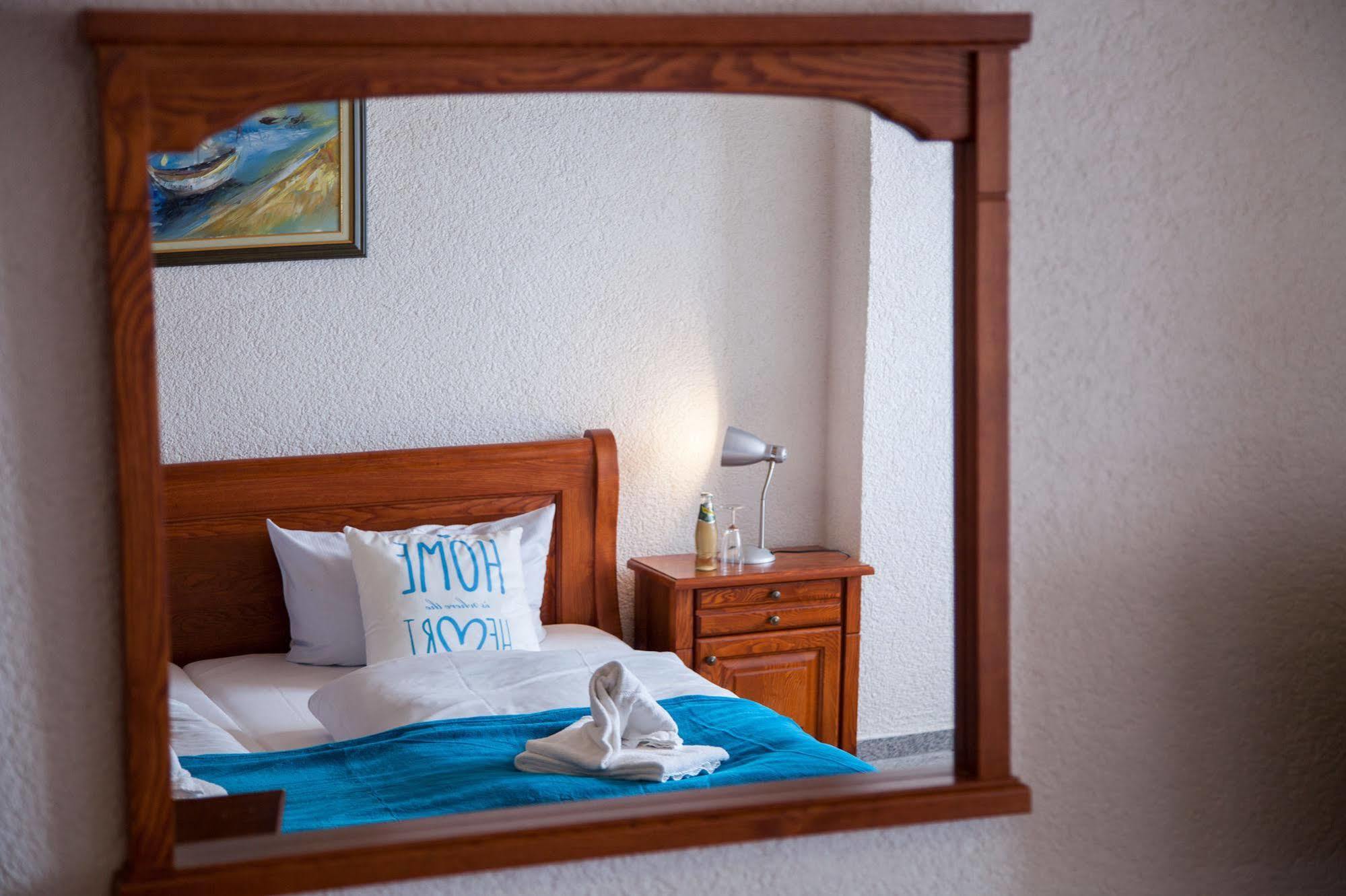 Hotel Atlantis Ramstein-Miesenbach Kültér fotó